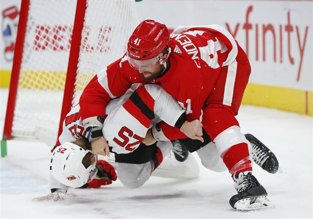 Red Wings - Devils.jpg